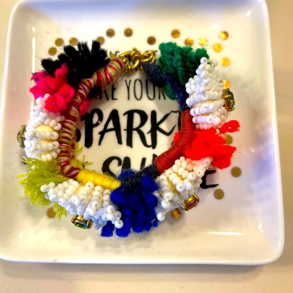 Bracelet multi color like new